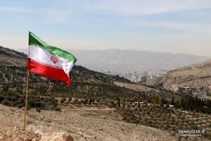 کاشت نهال در ارتفاعات پارک کوهستان نور شیراز