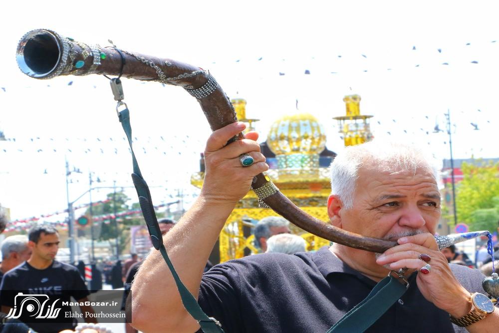 عاشقان حسینی در مسیر همدلی