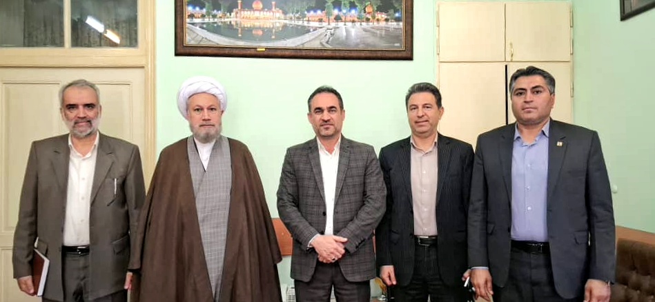 آیت‌الله دژکام: ارتقای بهره‌وری و فعال‌سازی ظرفیت شهرک‌های صنعتی فارس، کلید رونق تولید و سرمایه‌گذاری